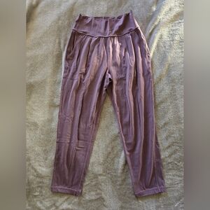 Athleta Women's Dusty Rose Joggers